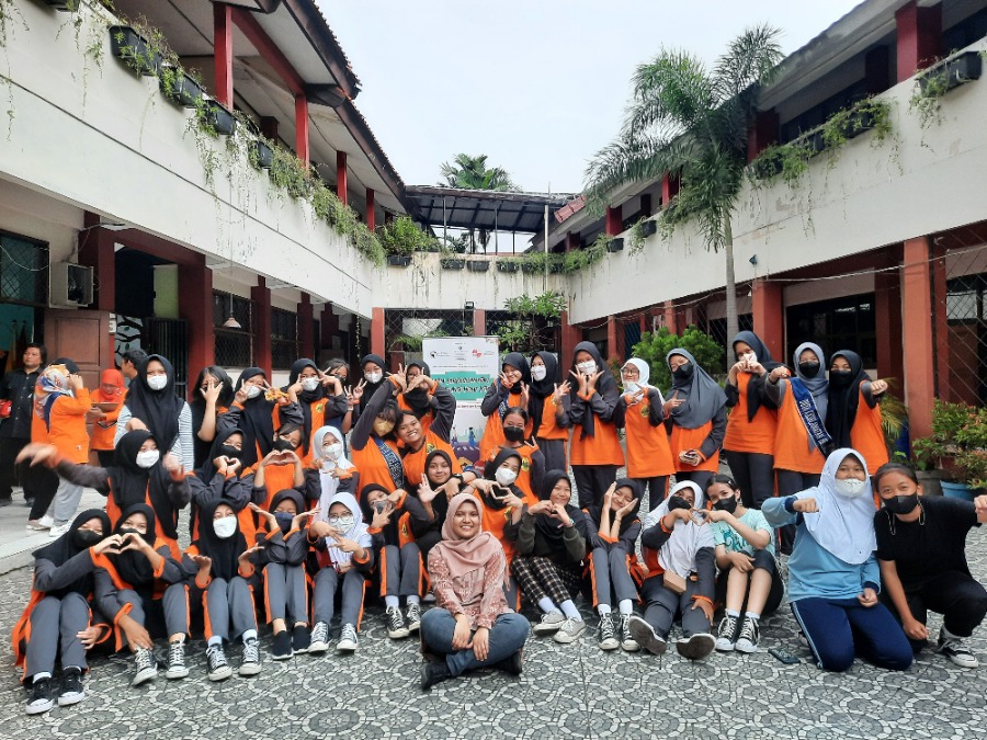 Global Youth Advocate leads innovative Workshop in Indonesia as part of GRSLC Fellowship